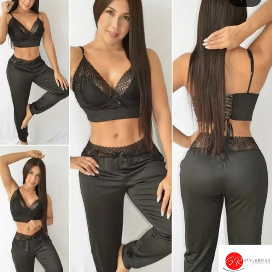Pantalón negro y blusa