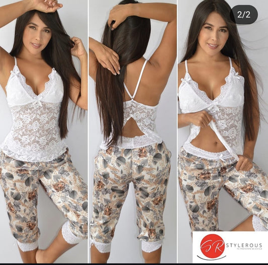 Capry satin sublimado + blusa encaje blanco